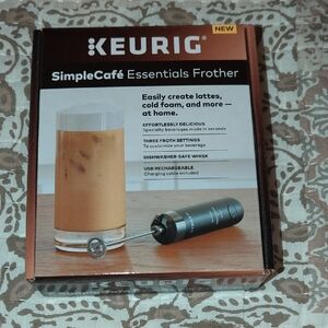 Keurig Simple Cafe Essentials Frother.